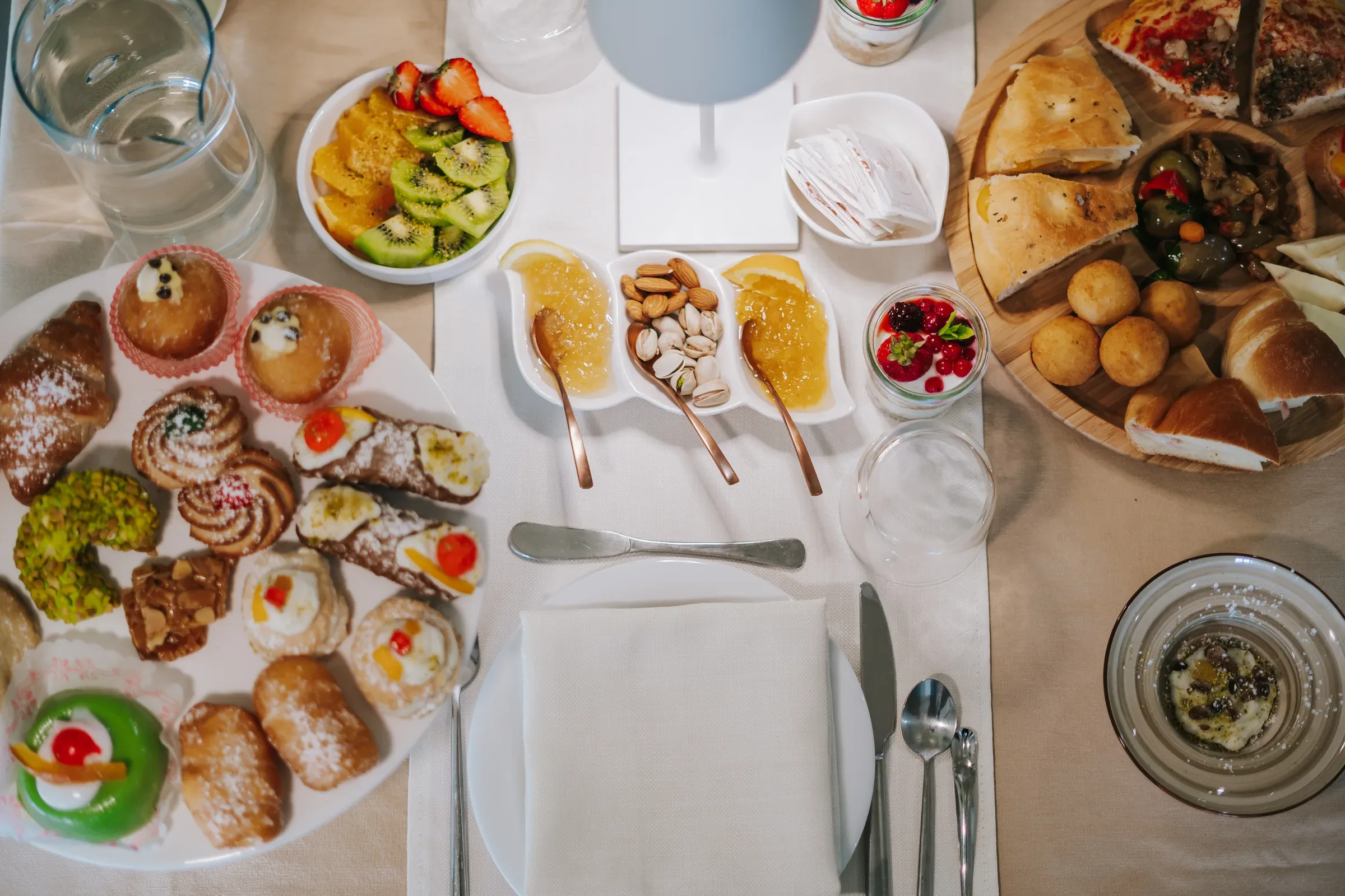 La colazione siciliana di Villa Sece vista dall’alto