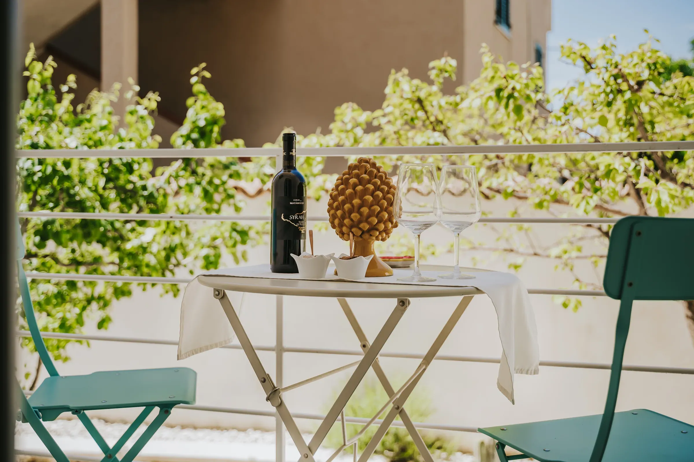 Il balcone privato della Suite affacciato sul verde